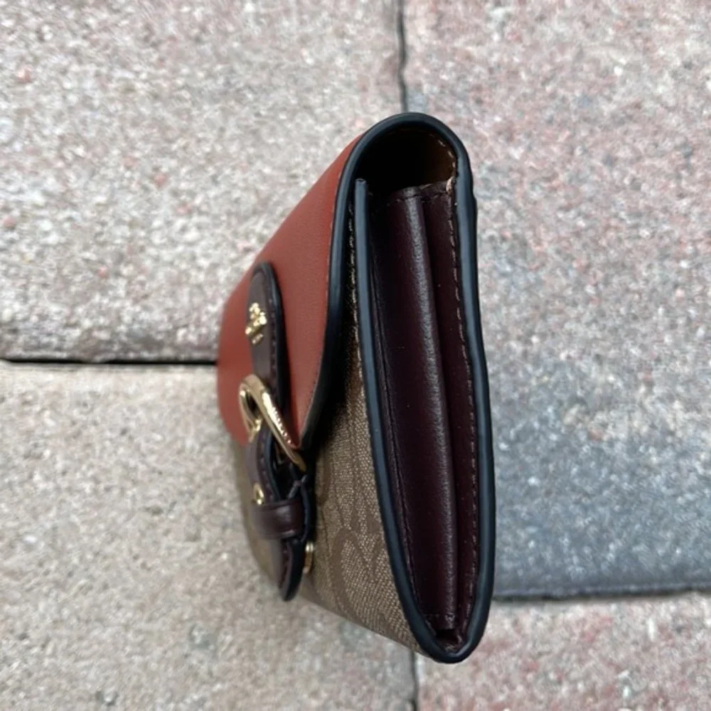 Coach Kleo Wallet In Signature Canvas Khaki Multi - Picture 2 of 16